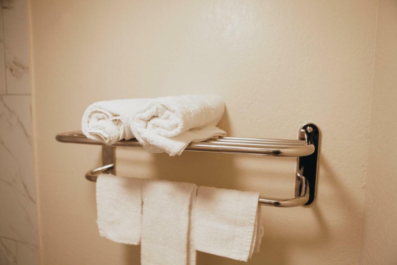 All Seasons Inn & Suites メンフィス エクステリア 写真